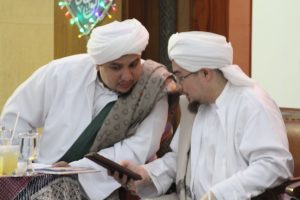 Fadhilah Membaca Al Qur’an dan Kemuliaan Pembacanya